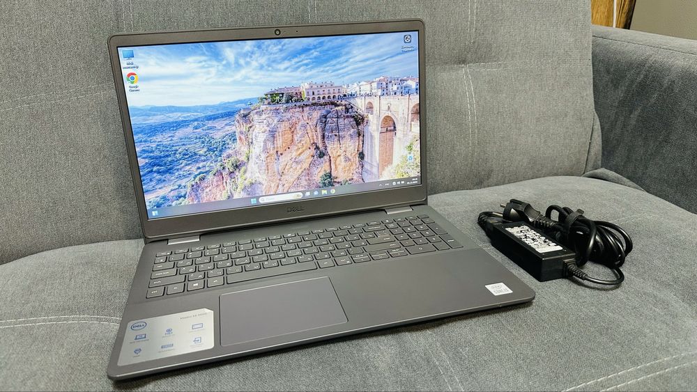 Новый! Ноутбук DELL Core i3 10gen/16GB/256GB SSD