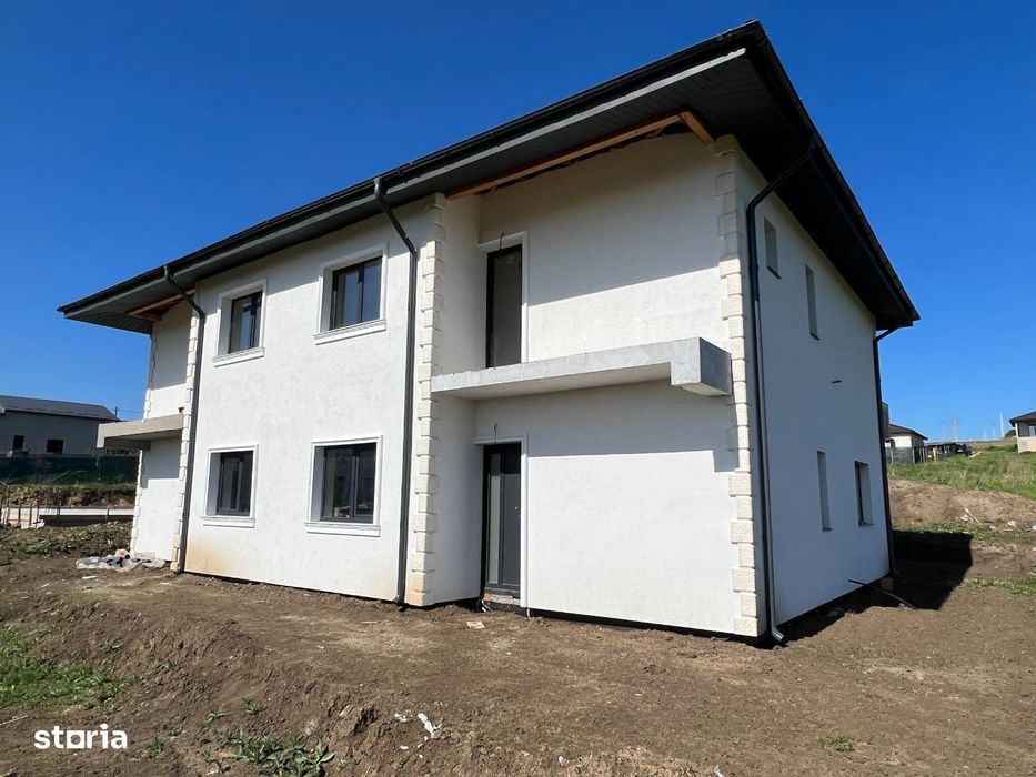Vila 4 camere, 106 mp utili, Miroslava