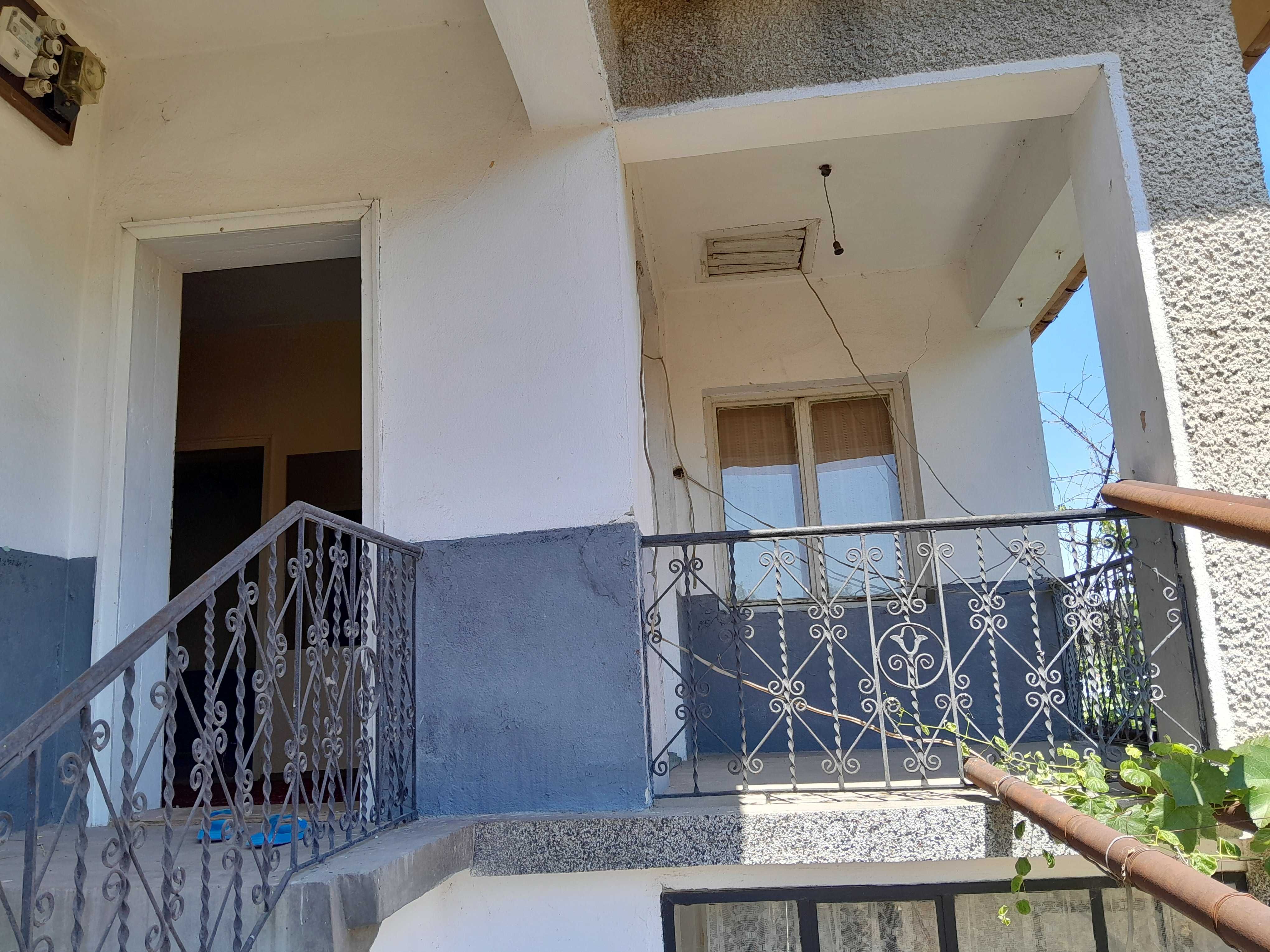 Продавам къща в с.Православен