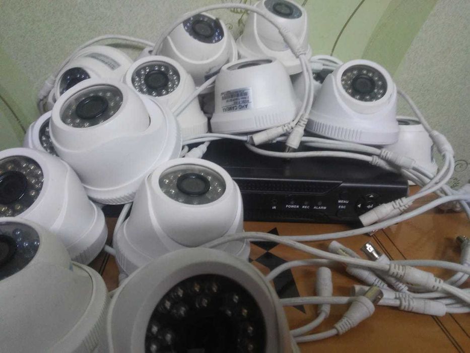 Комплект 16-канального регистратора + 16 AHD-камер, 2 мегапикс