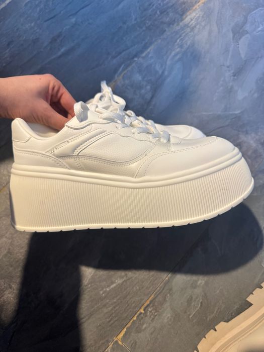 Дамски кецове Зара