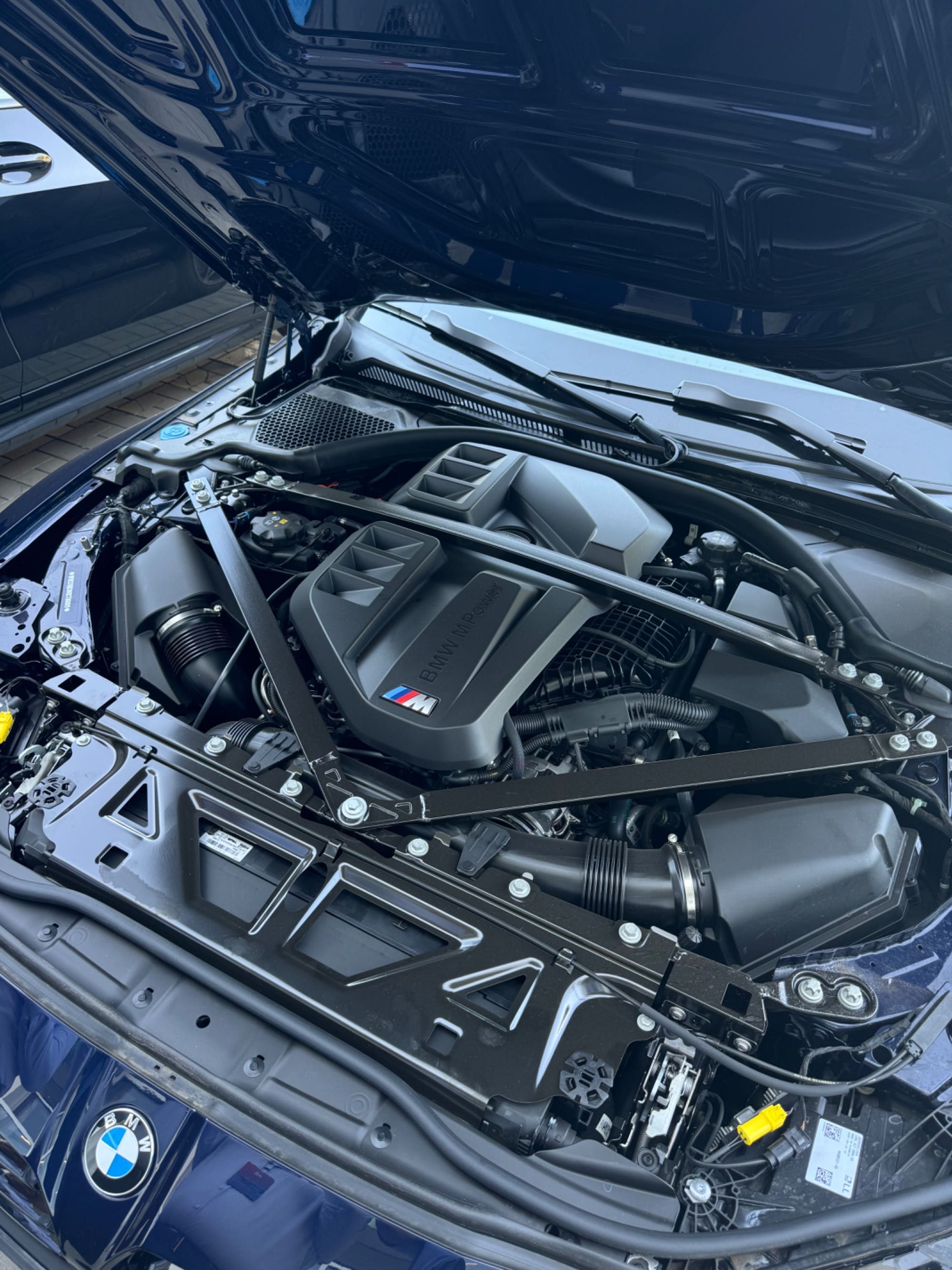 Продам BMW M4 Competition M Рейсталинг  + официальная гарантия
