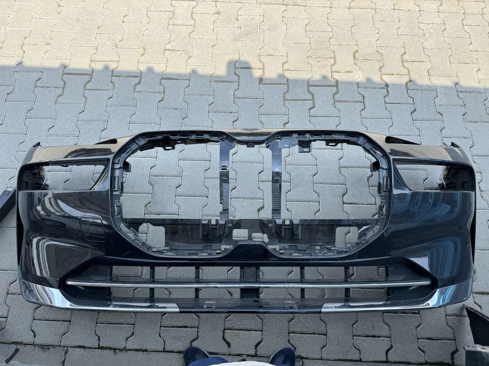 Оригинална предна и задна броня за BMW 740 750 G70