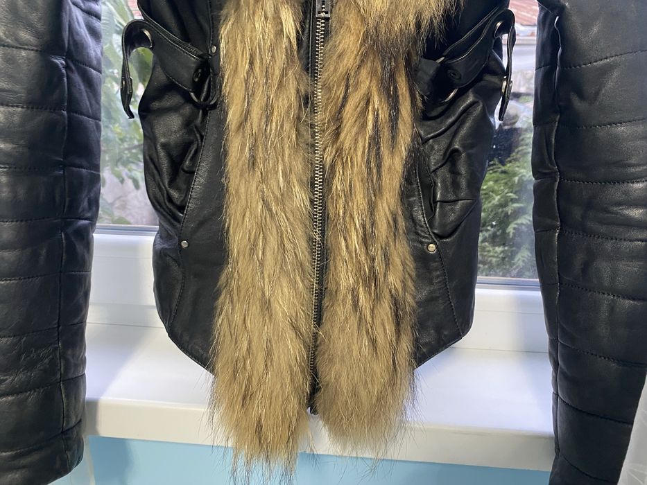 Дамско кожено яке