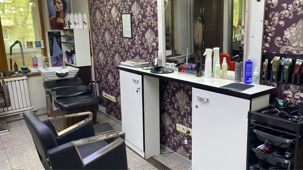 Сдам кресло парикмахера!