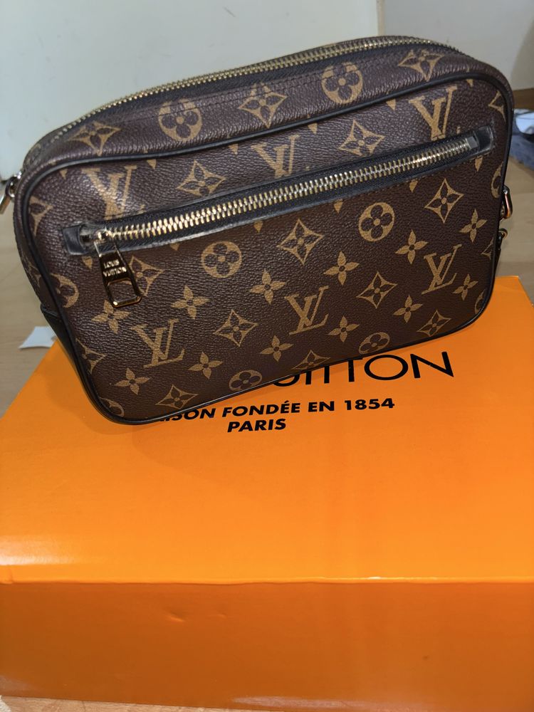Унисекс чанта клъч Louis Vuitton
