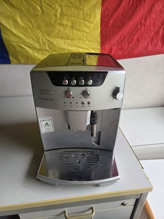 Vând aparate de cafea - espressoare Melitta, Saeco, Delonghi, Krups