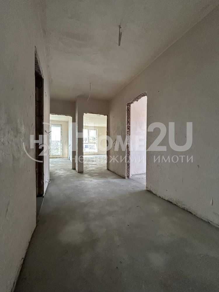Продава се Тристаен апартамент в Варна, Левски - 94 кв.м за 1873 €/кв.м - Снимка #4