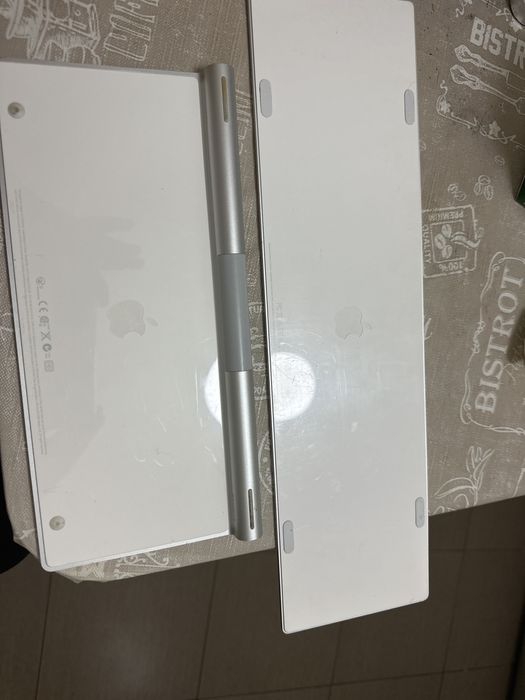 Tastatura Apple Magic modelul A1314 și A1843