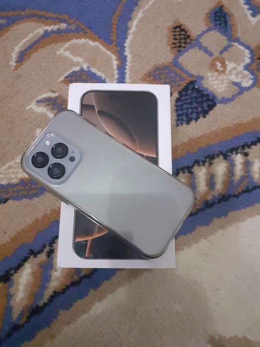 Мини Айфон 16 про мах состояние идеальный