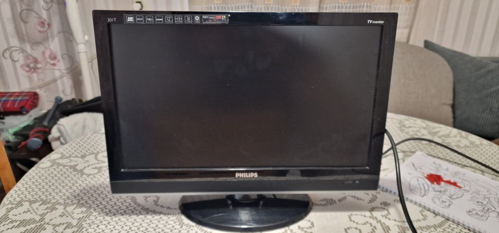 Монитор телевизор Philips