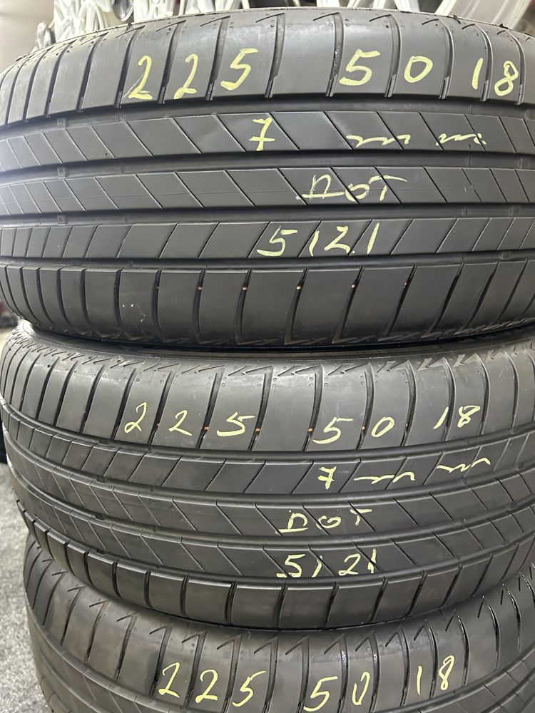 Гуми 225/50/18 Bridgestone Turanza 4 броя дот 5021