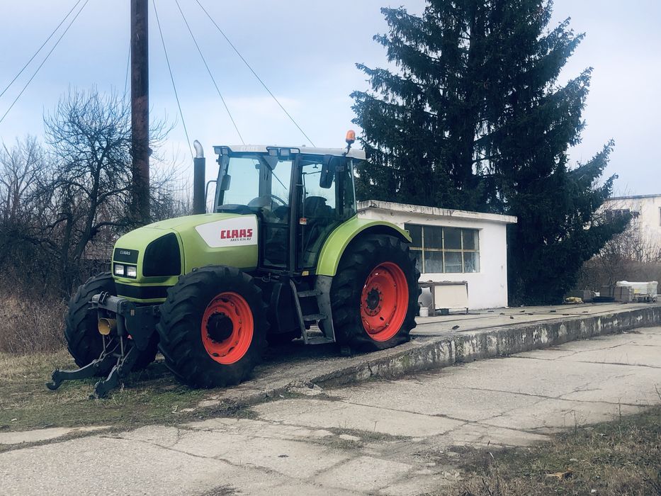 Dezmembrez  tractor Claas ares 836 rz