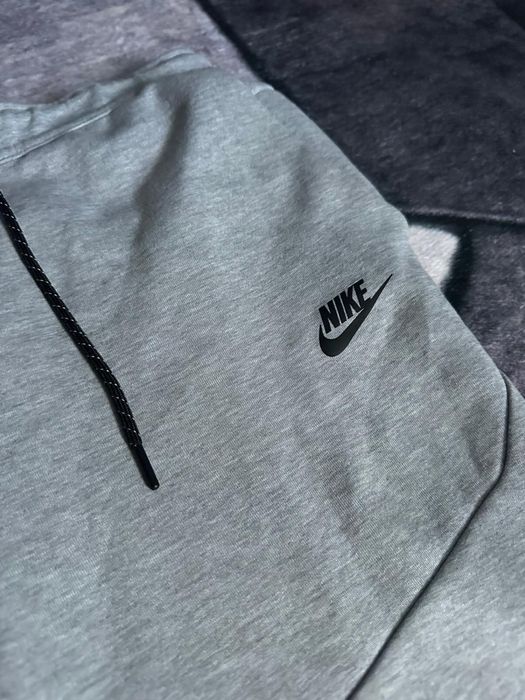 Pantaloni Nike Tech fleece Grey
