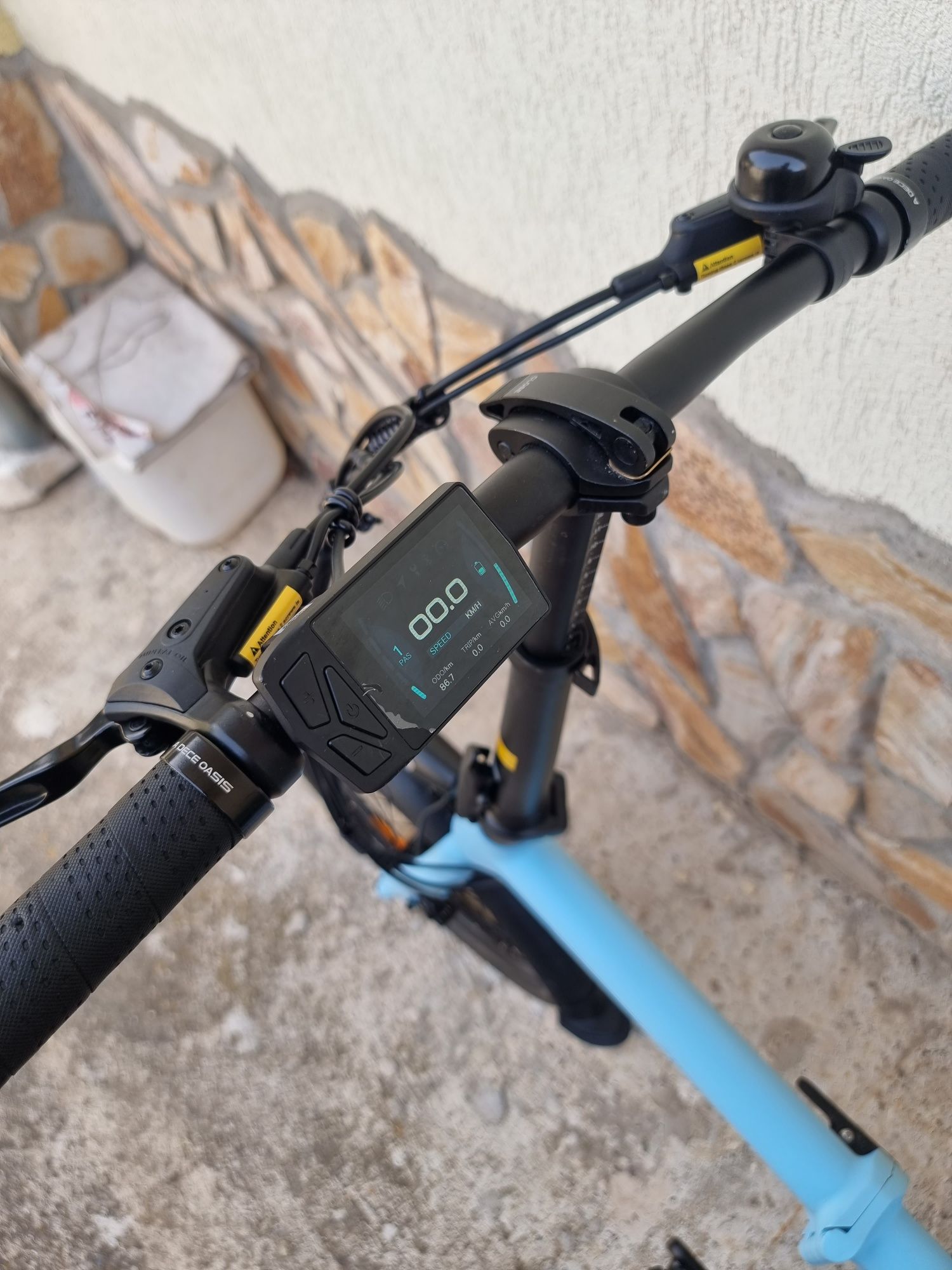 Сгъваем електрически велосипед с ремък