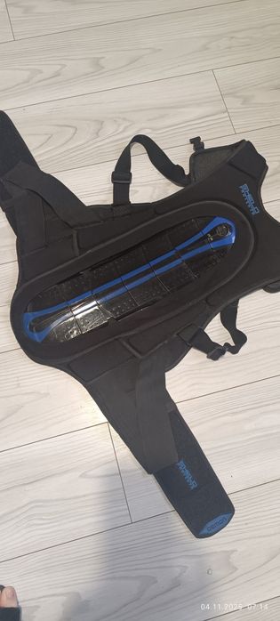 Продам защиту для спины(панцырь)