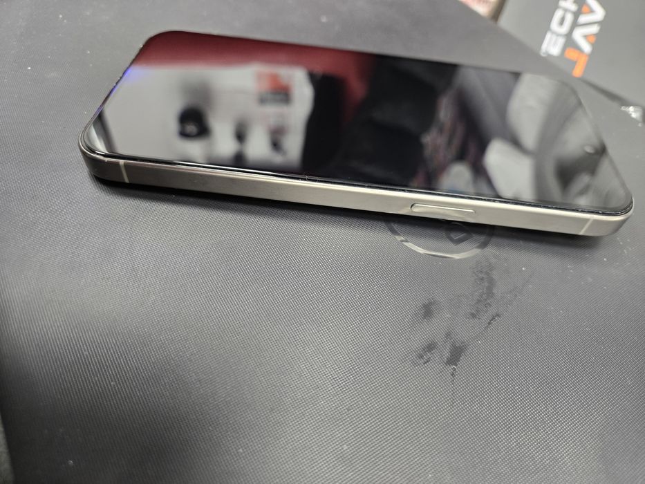 IPhone 15 pro max bat 100%