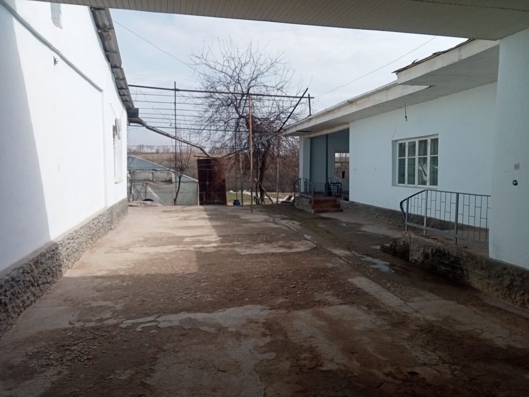 Уй сотилади янгийолда
