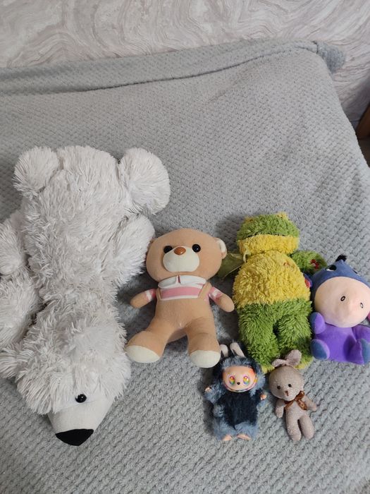 Продам игрушки мягкие детские за всё 1500