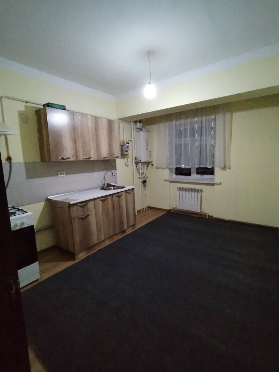 Qizlarga Ayollarga Sergeli 3 bekatda kvartira bor bezmakler