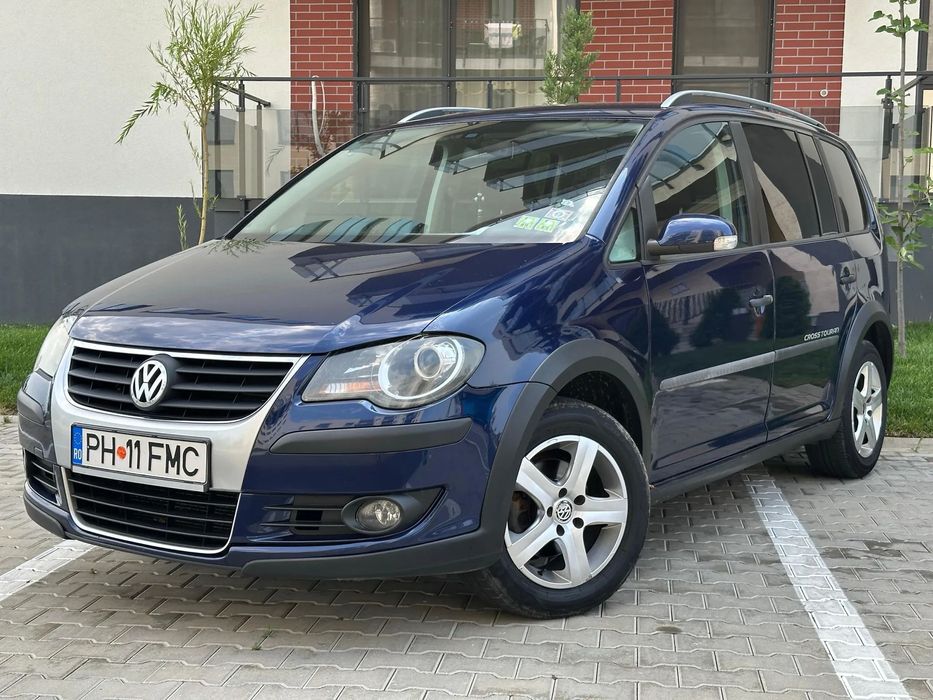 Volkswagen Touran Volkswagen Touran Cross 1.4 benzina 2009 Garantie 12 luni