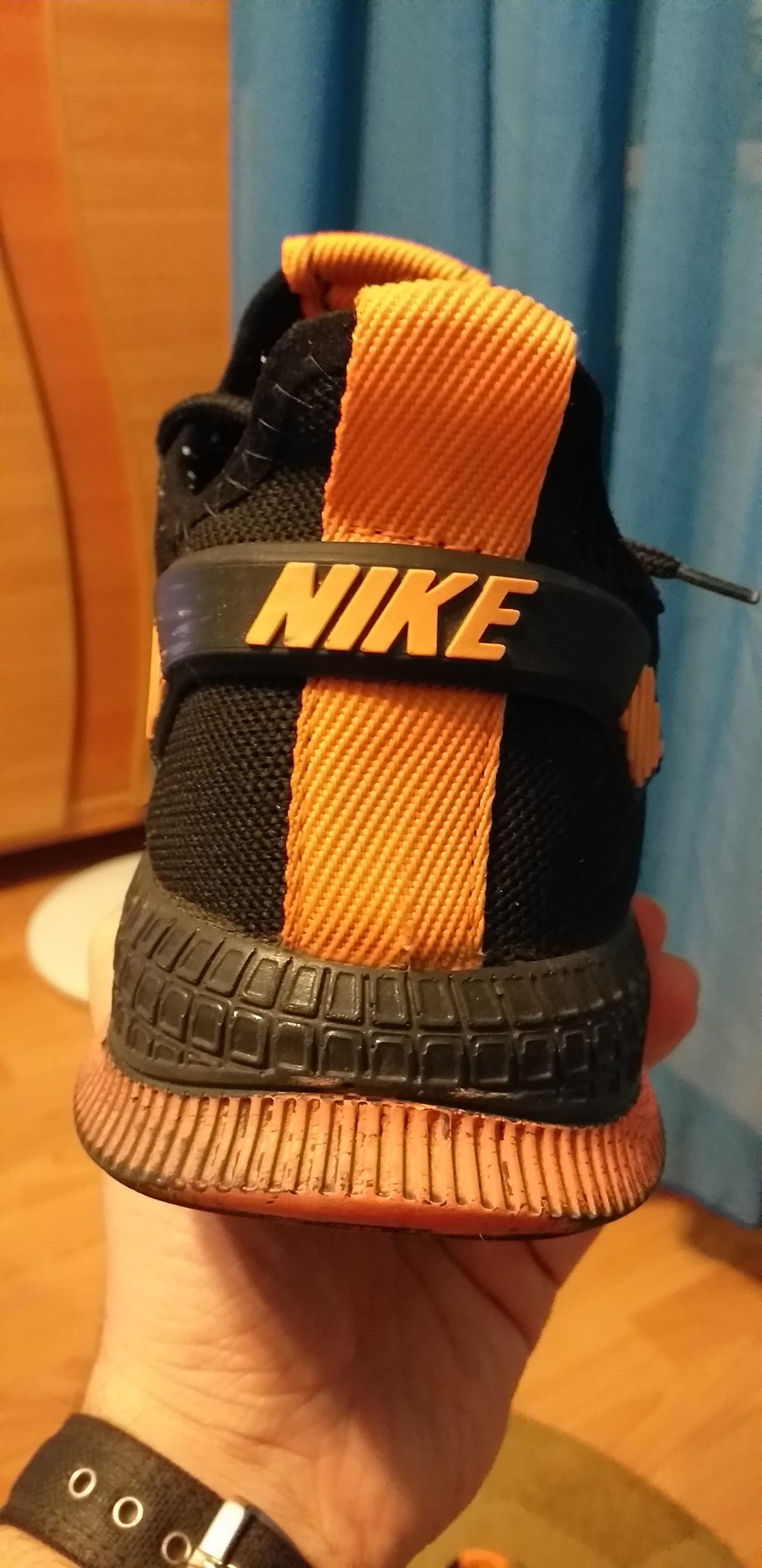 Pantofi sport Nike mărimea 43 ca noi