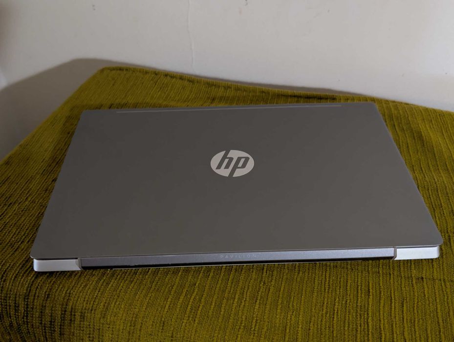 Laptop Hp pavilion 14, procesor Intel i3 Gen.10, SSD 256, Ram 8GB