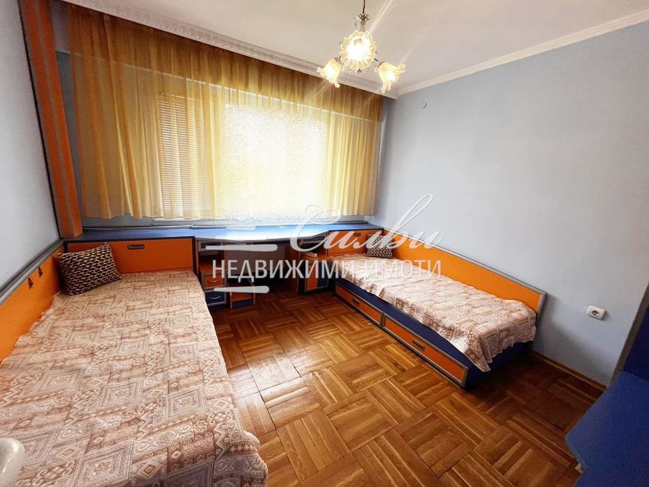 Тристаен апартамент под наем - кв. Добруджански!