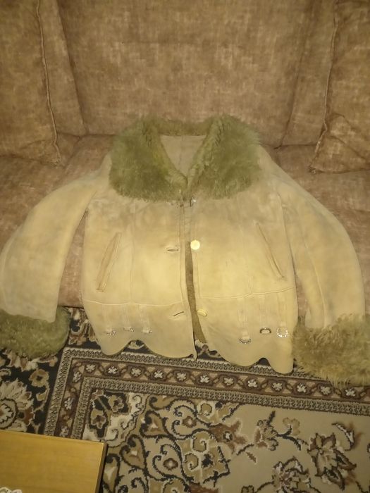 Продается дубленка