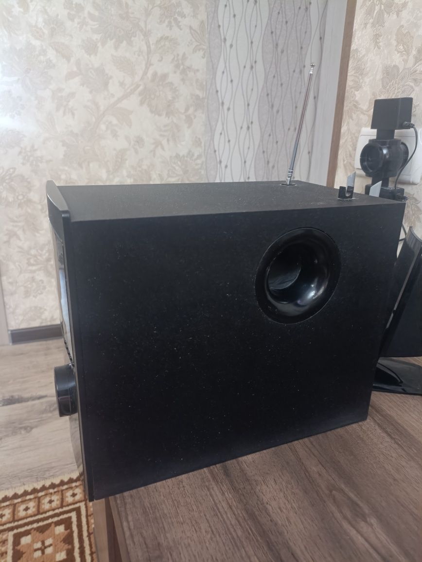 Продам колонки микролаб
