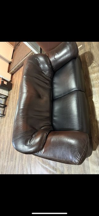 Диван кожзаменитель двухместный