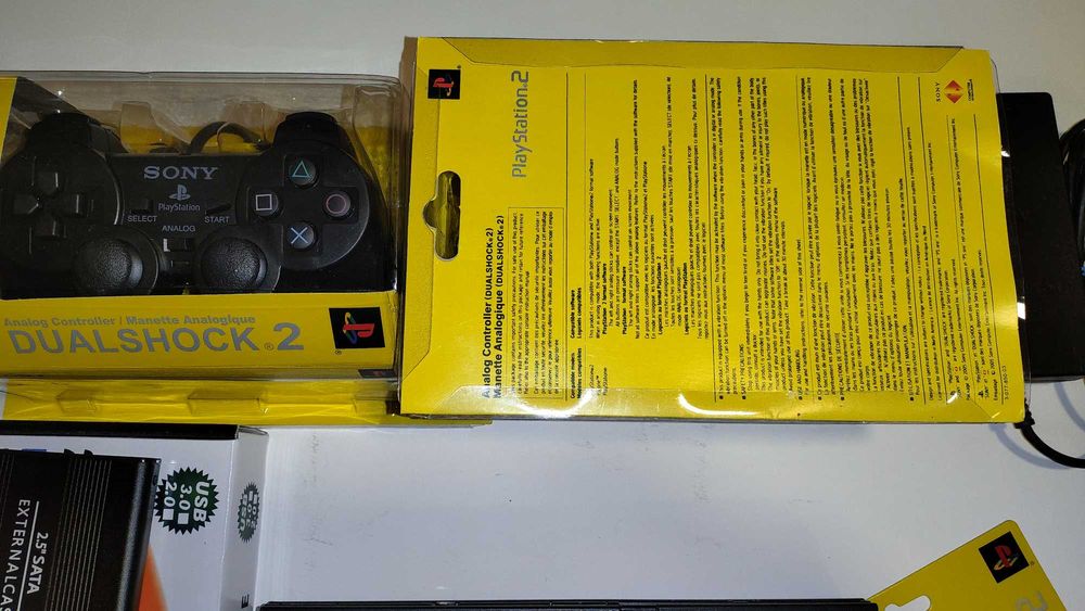 Плейстейшън 2 Слим PS2 Slim пълен комплект с 2бр. джойстик