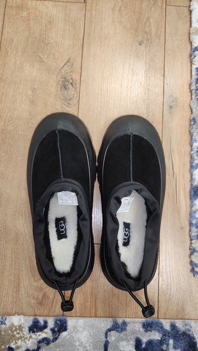 Ugg Tasman Hybrid Weather