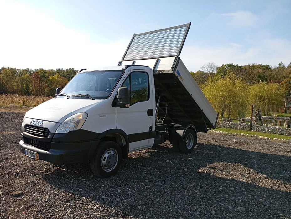 Iveco  daily basculabil