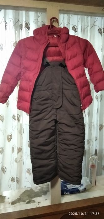 Куртка и комбинезон на девочку