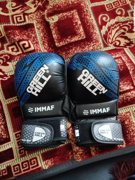 Перчатки  сатылад