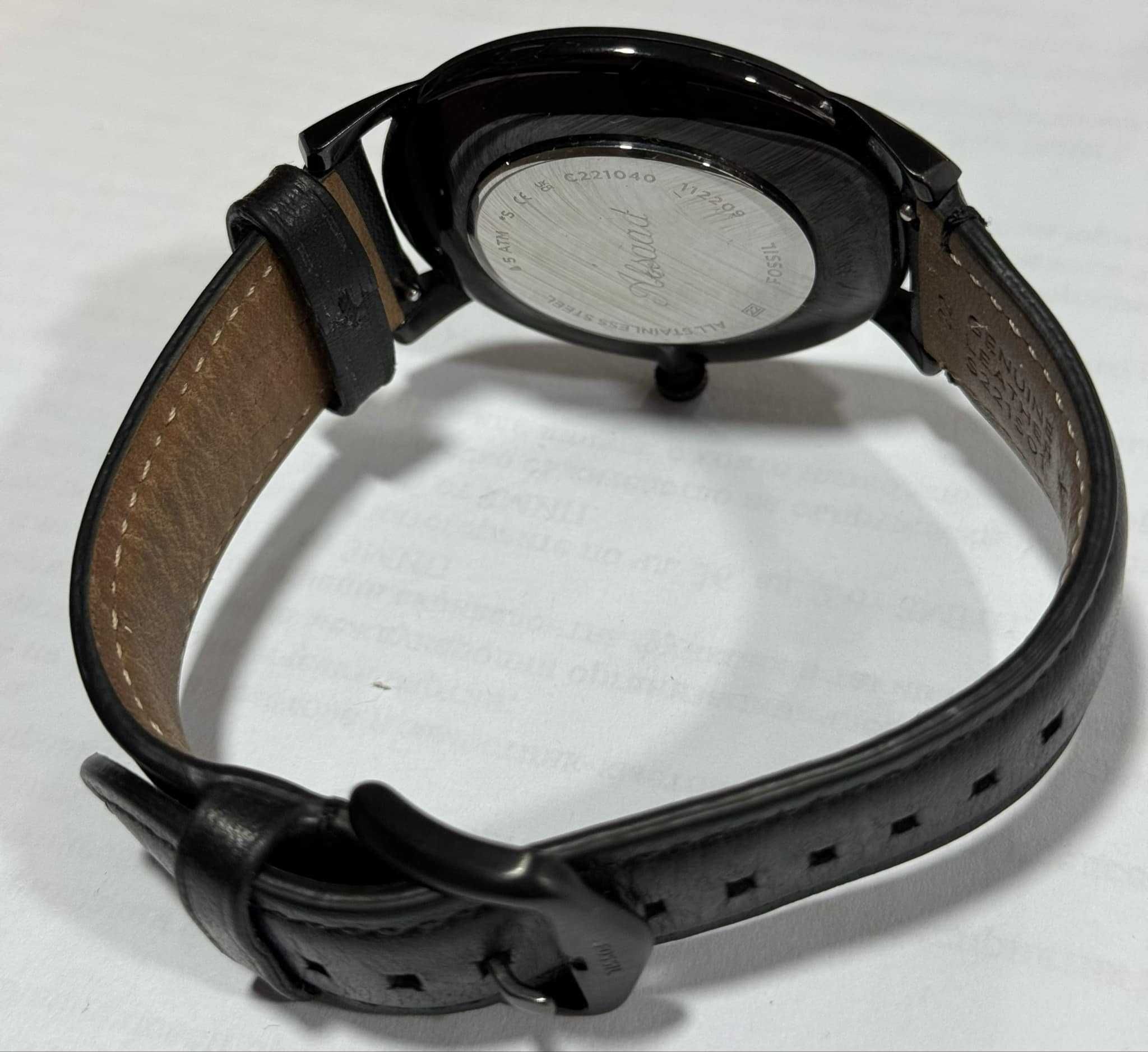 Часовник Fossil C221040