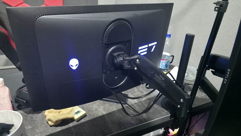 Alienware AW2725DF 27 360hz oled 25б0х1440