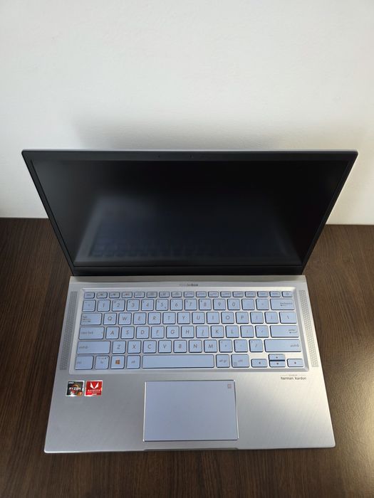 Laptop Asus Zenbook 14" UM431D 16 GB RAM Ryzen 7