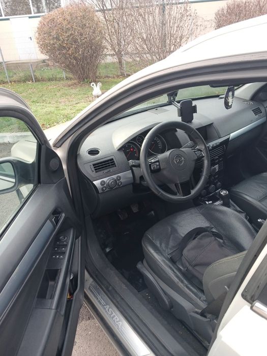 De vânzare Opel Astra H, 2009