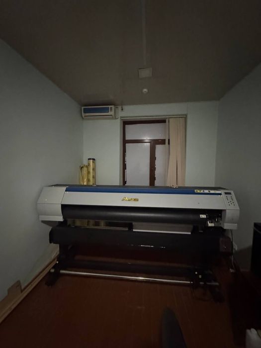 Срочно продам широкоформатный принтер