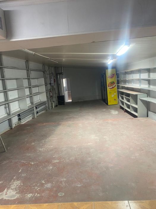 помещение около 70-100кв арасы