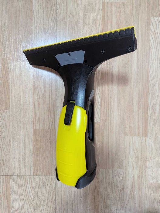 Aspirator pentru geamuri Karcher