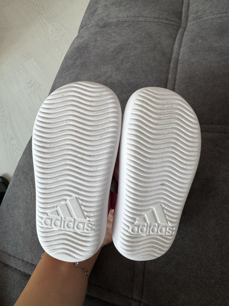 Adidas сандали/момиче