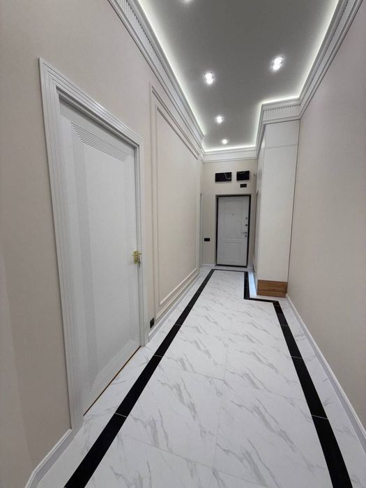 Юнусабад 18 кв 2/10/10 продаётся. Новостройка