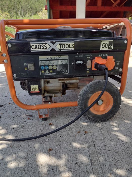 Vând  Generator curent  Cross X Tools / Germany, pe benzină monofazat