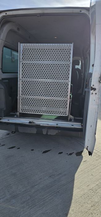 Ford Transit 2009  transport persoane 8+1 plus rampă handicap