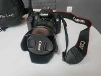 Фотоапарат Canon 700D + обектив Canon EF-S 18-135mm f/3.5-5.6 IS