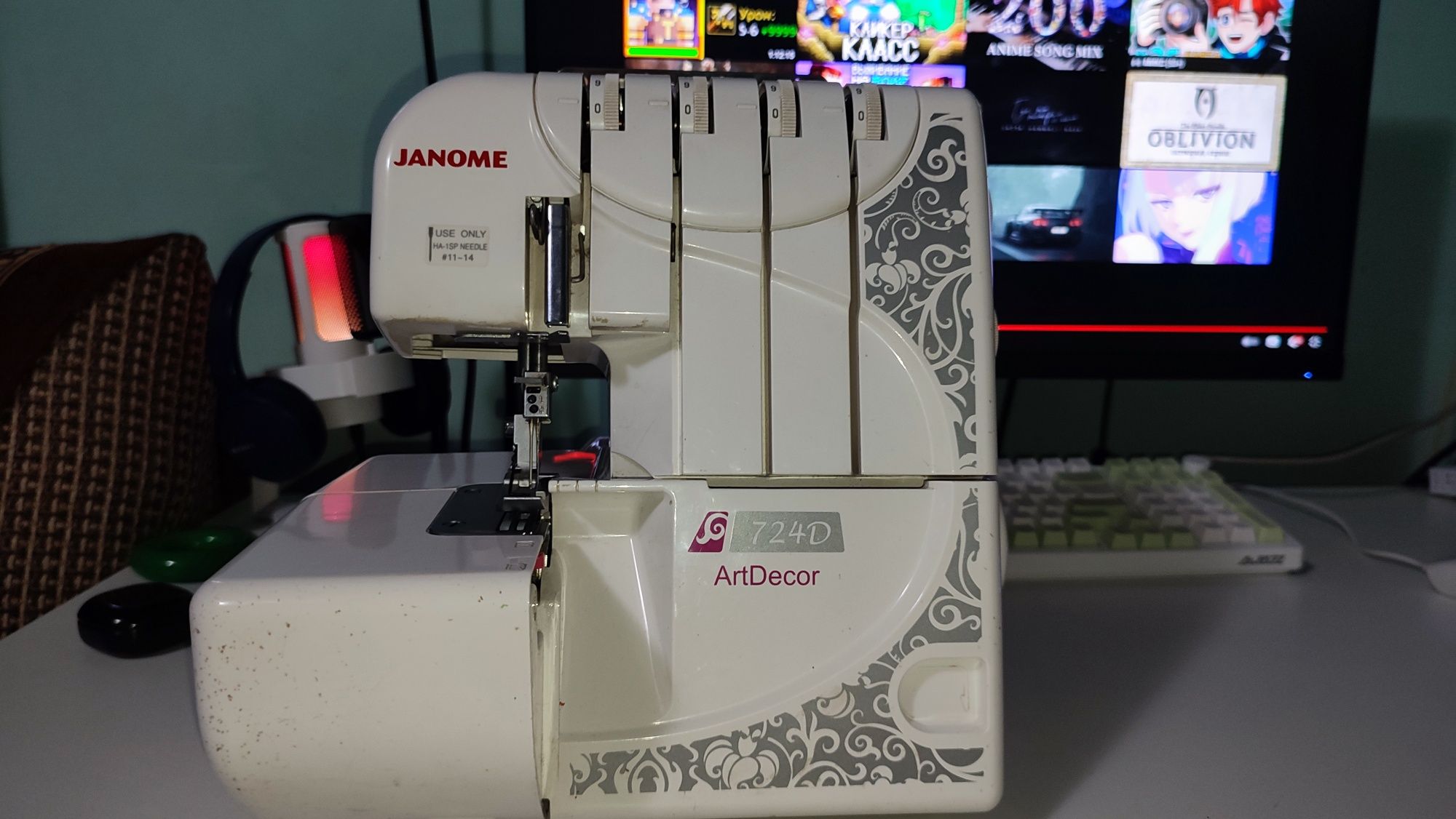 Оверлок Janome 724D