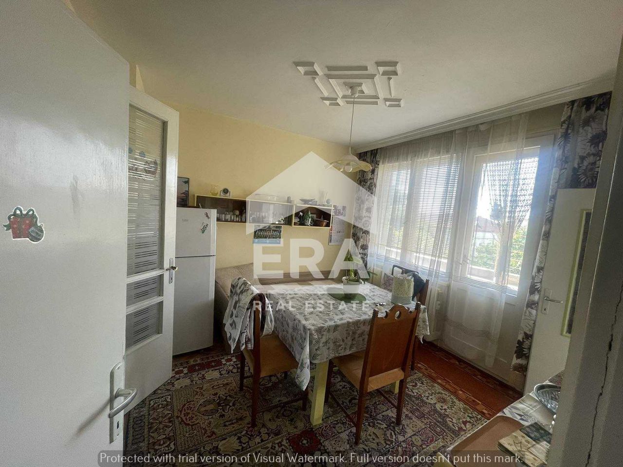 Продава се Тристаен апартамент в Русе, Център - 73 кв.м за 1946 €/кв.м - Снимка #3